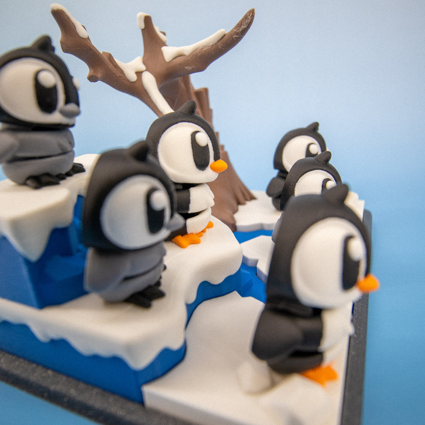 Penguin Playset – 6 Mini Penguins + Winter Scene